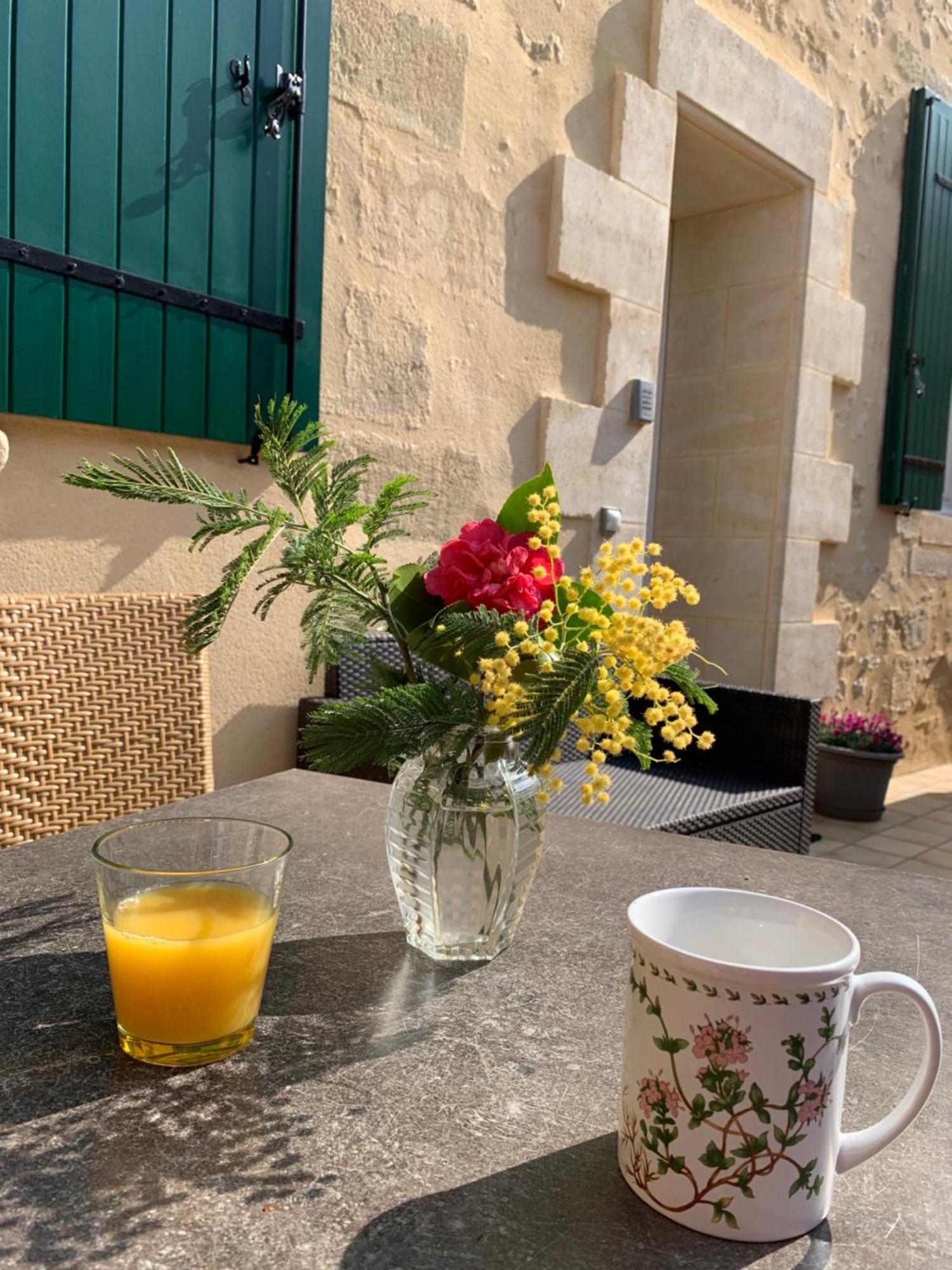 Auberge Du Porche เบลย์ ภายนอก รูปภาพ